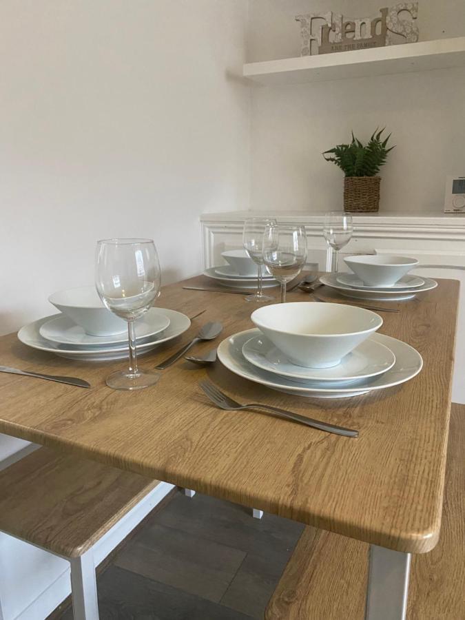 Montrose - Perfect Contractor Stay, Own Driveway, 3 Bedrooms 盖茨黑德 外观 照片