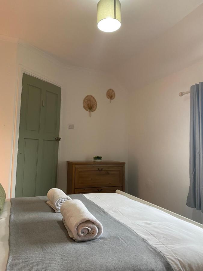 Montrose - Perfect Contractor Stay, Own Driveway, 3 Bedrooms 盖茨黑德 外观 照片