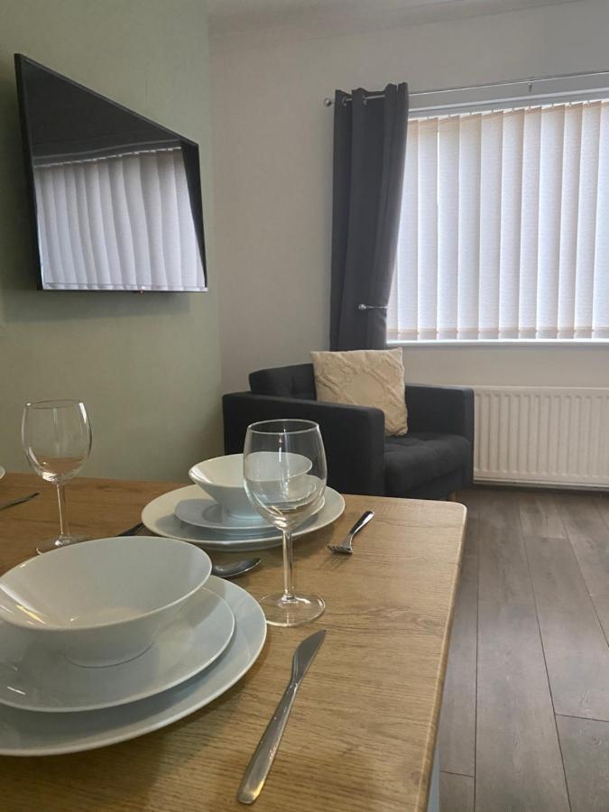 Montrose - Perfect Contractor Stay, Own Driveway, 3 Bedrooms 盖茨黑德 外观 照片
